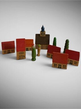Vintage Erzgebirge Wooden Putz Village DDR German Seiffen Christmas Village